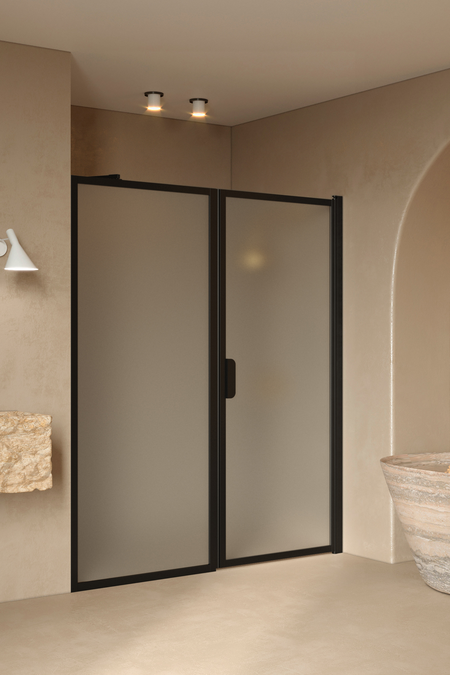 Alcove fitting with a fixed wall and hinged door Bläk 740 New York