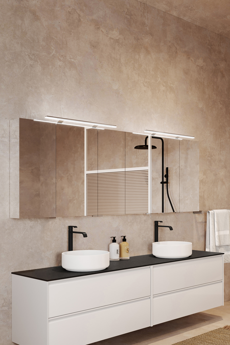 Six door mirror cabinet with top lighting Modena Q09