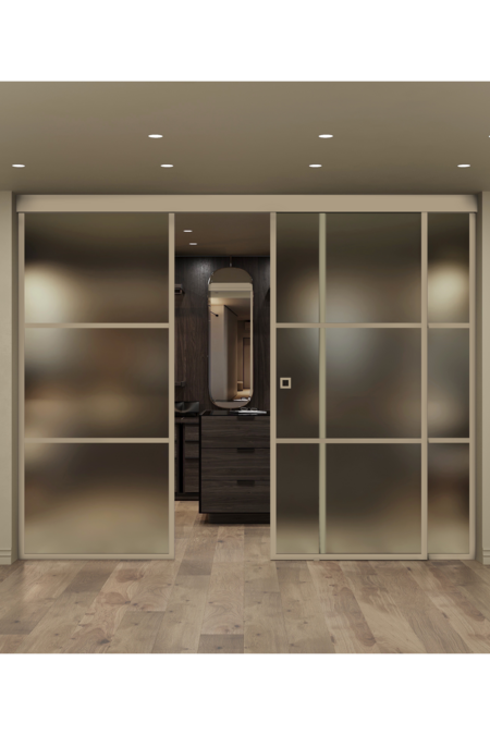 Liukuovi soft closing -mekanismilla ja kahdella kiinteällä seinällä Inne C3T Tokyo